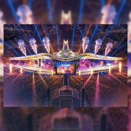 Scene cu artiști pe scena UNTOLD 2026 în Cluj-Napoca Scene cu artiști pe scena UNTOLD 2026 în Cluj-Napoca