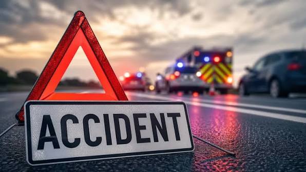 Accident rutier în Cotu Vameș cu un moped și un autoturism Accident rutier în Cotu Vameș cu un moped și un autoturism