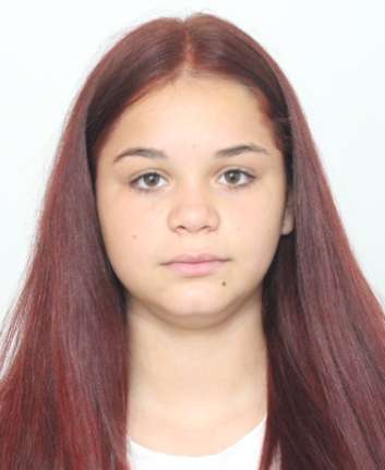 Polițiști căutând o minoră dispărută în Corabia Polițiști căutând o minoră dispărută în Corabia