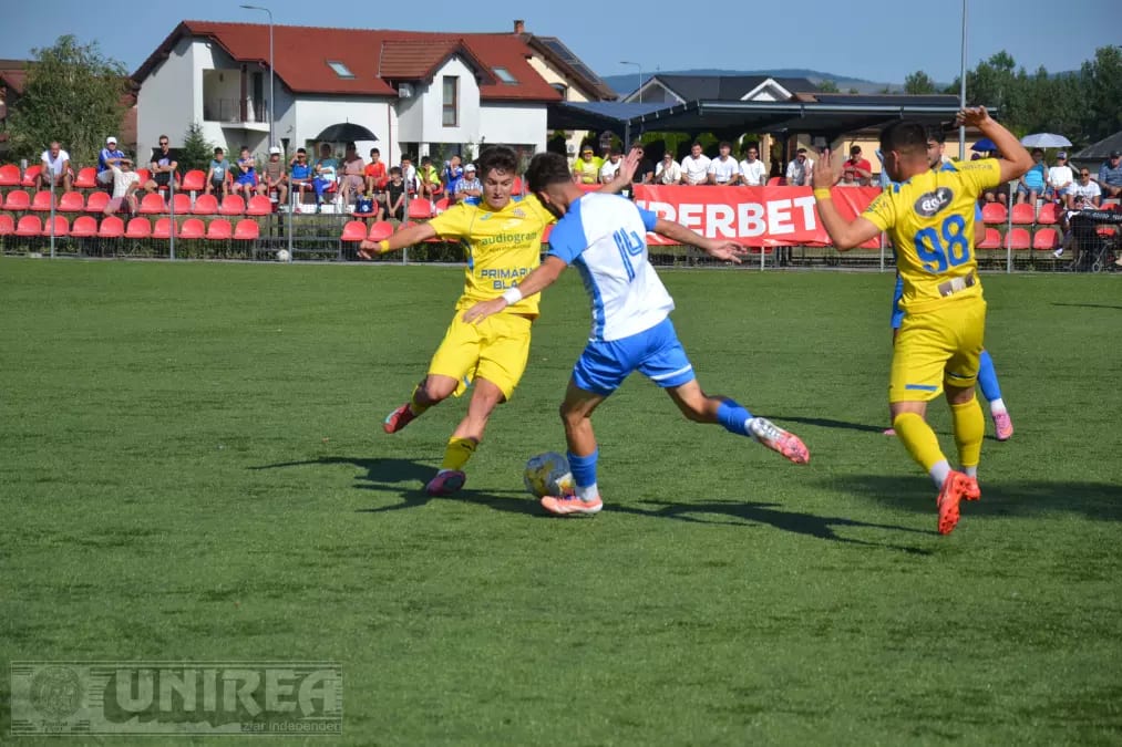 CS Universitar Alba Iulia a pierdut 0-1 în amicalul cu Jiul Petroșani, N. Toma debutând
