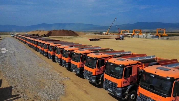 Autostrada Unirii A8 avansează în munți, lotul Joseni–Ditrău intră în lucru