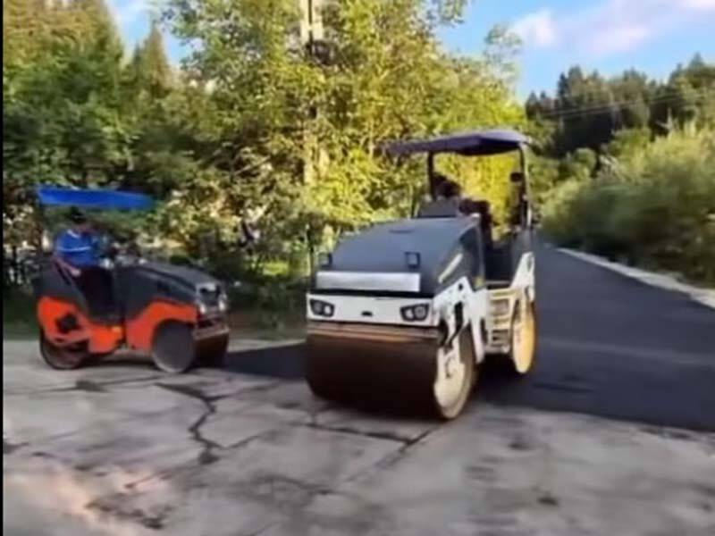 Primăria Borșa asfaltază prima stradă din oraș în parteneriat cu locatarii