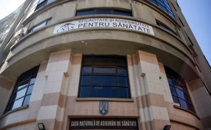 Reprezentanți ai sistemului sanitar participând la consultări Reprezentanți ai sistemului sanitar participând la consultări