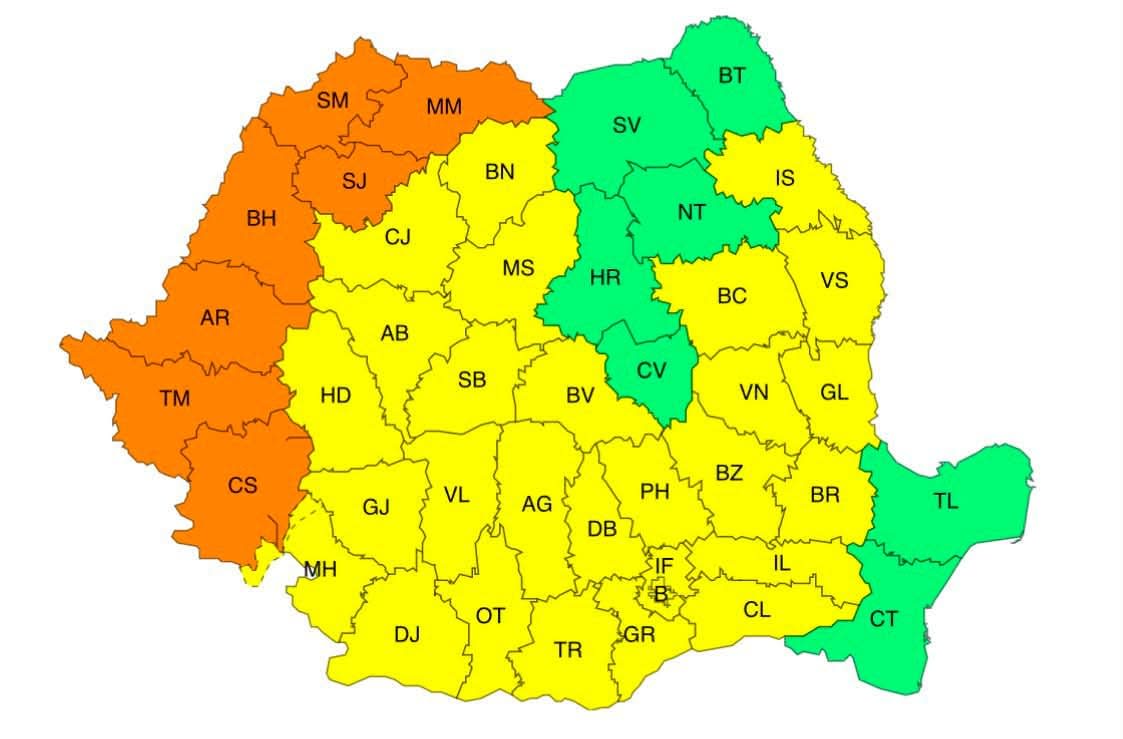 Termometru cu temperaturi ridicate, soare puternic, pe cer senin, România Termometru cu temperaturi ridicate, soare puternic, pe cer senin, România
