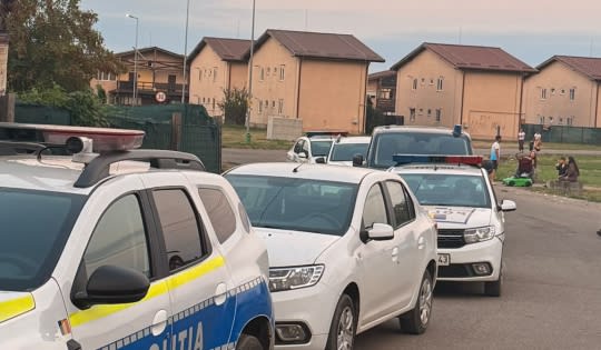 Polițiști în acțiune în Piatra-Neamț Polițiști în acțiune în Piatra-Neamț