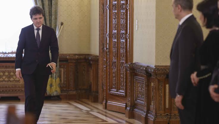 Președintele Nicușor Dan în întâlnire cu liderii partidelor la Cotroceni Președintele Nicușor Dan în întâlnire cu liderii partidelor la Cotroceni