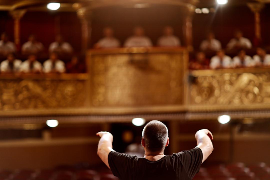 Actor și sportivi în acțiune la eveniment de colaborare în Timișoara Actor și sportivi în acțiune la eveniment de colaborare în Timișoara