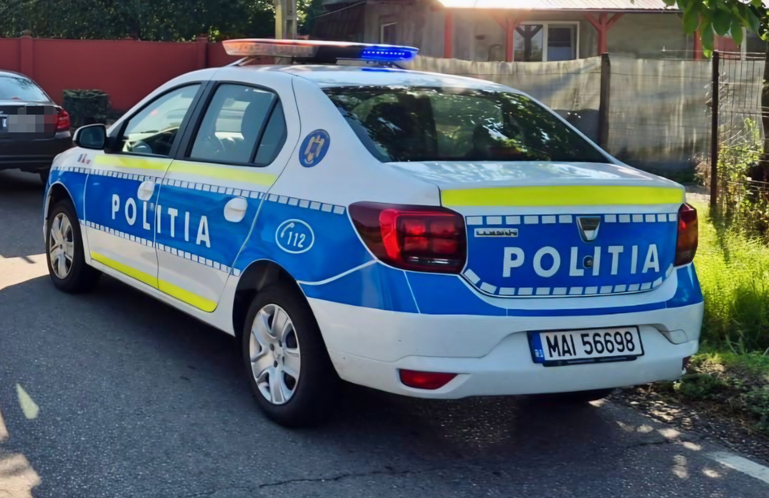 Polițiști rutieri în acțiune pe șosea în Vrancea Polițiști rutieri în acțiune pe șosea în Vrancea