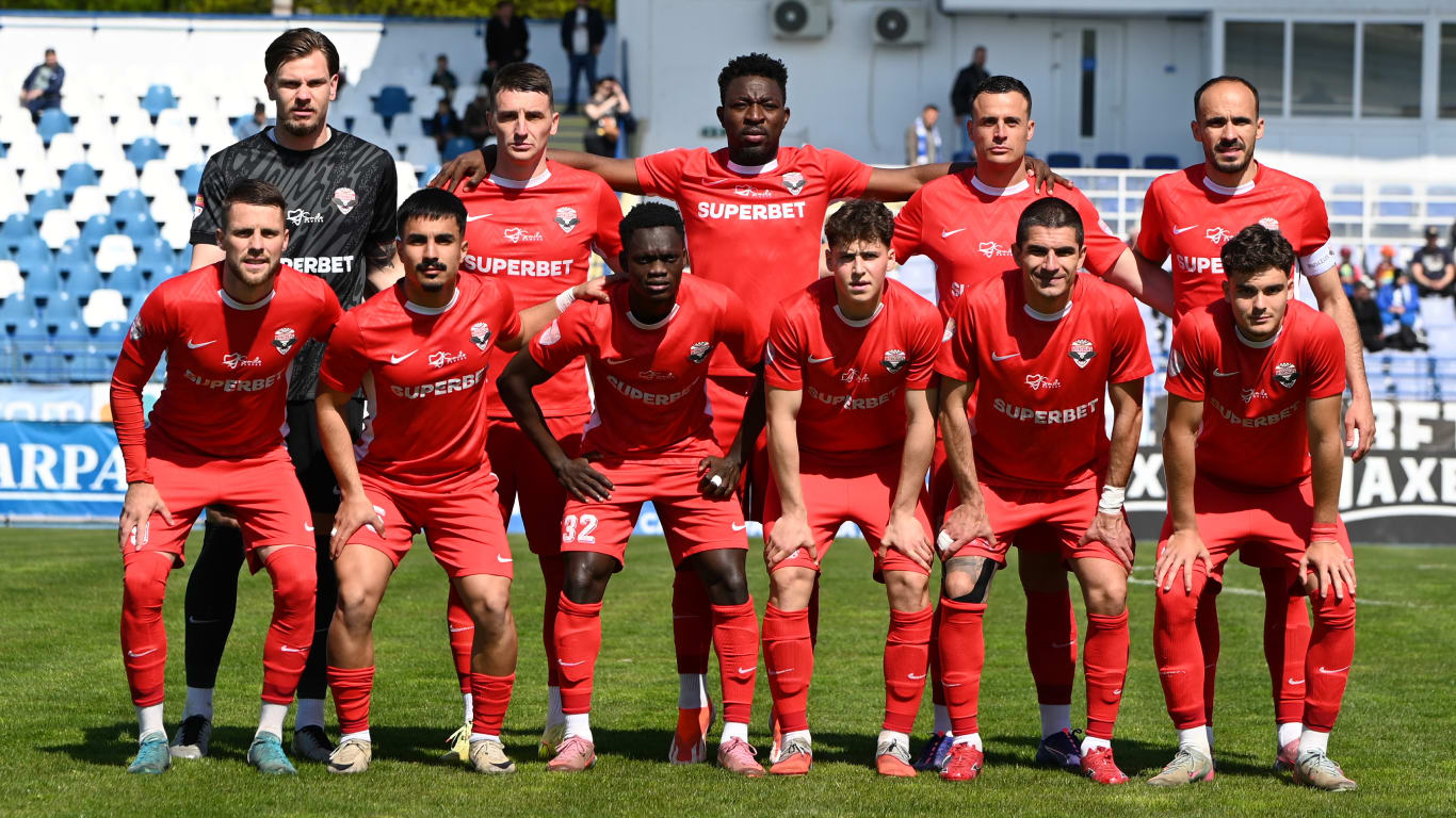Echipa de juniori AFC Câmpulung Muscel în antrenament Echipa de juniori AFC Câmpulung Muscel în antrenament