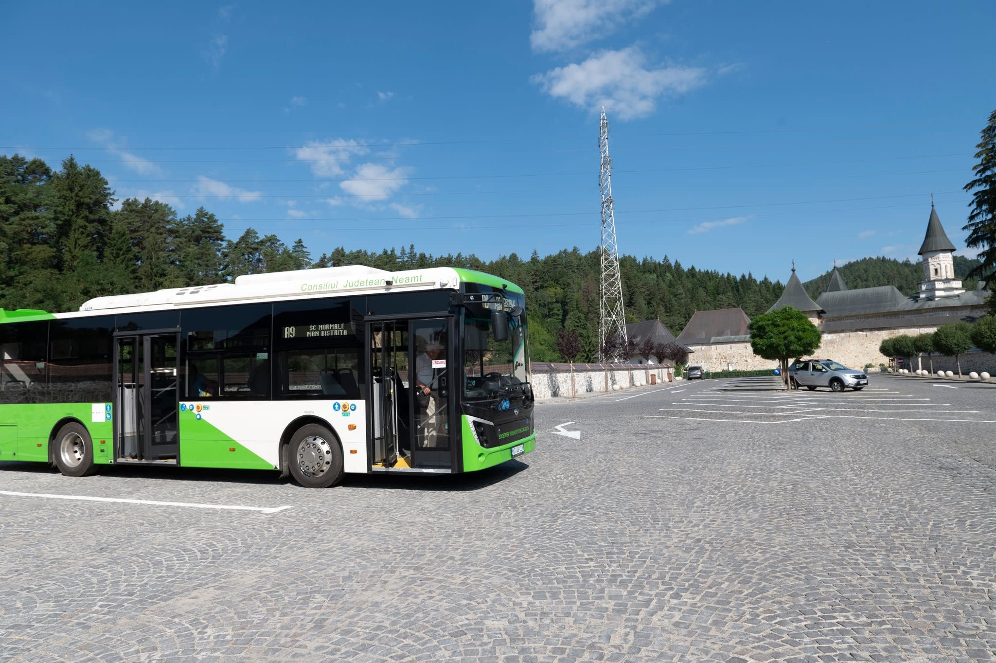 Autobuz electric STPN pe traseu Autobuz electric STPN pe traseu