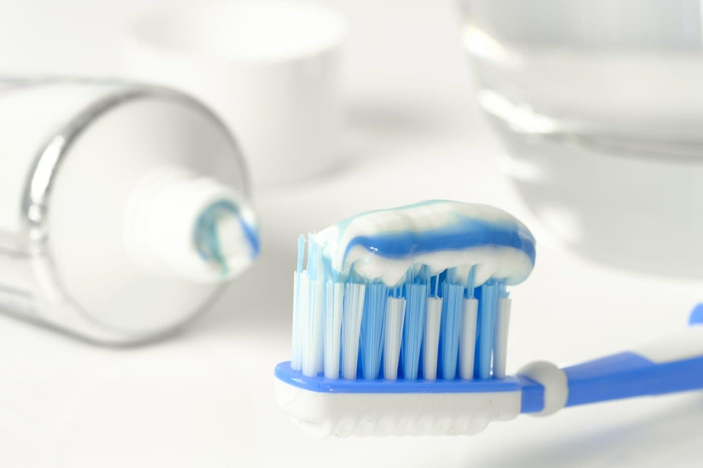Egipteni folosind rețete antice pentru igiena orală Egipteni folosind rețete antice pentru igiena orală