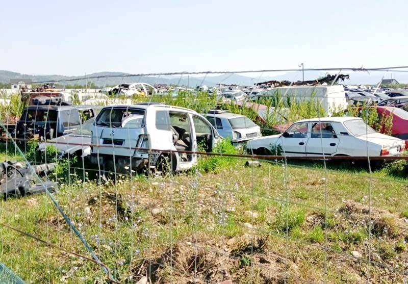 Comisarii de mediu a sancționat dur o firmă care importa vehicule scoase din uz din Marea Britanie
