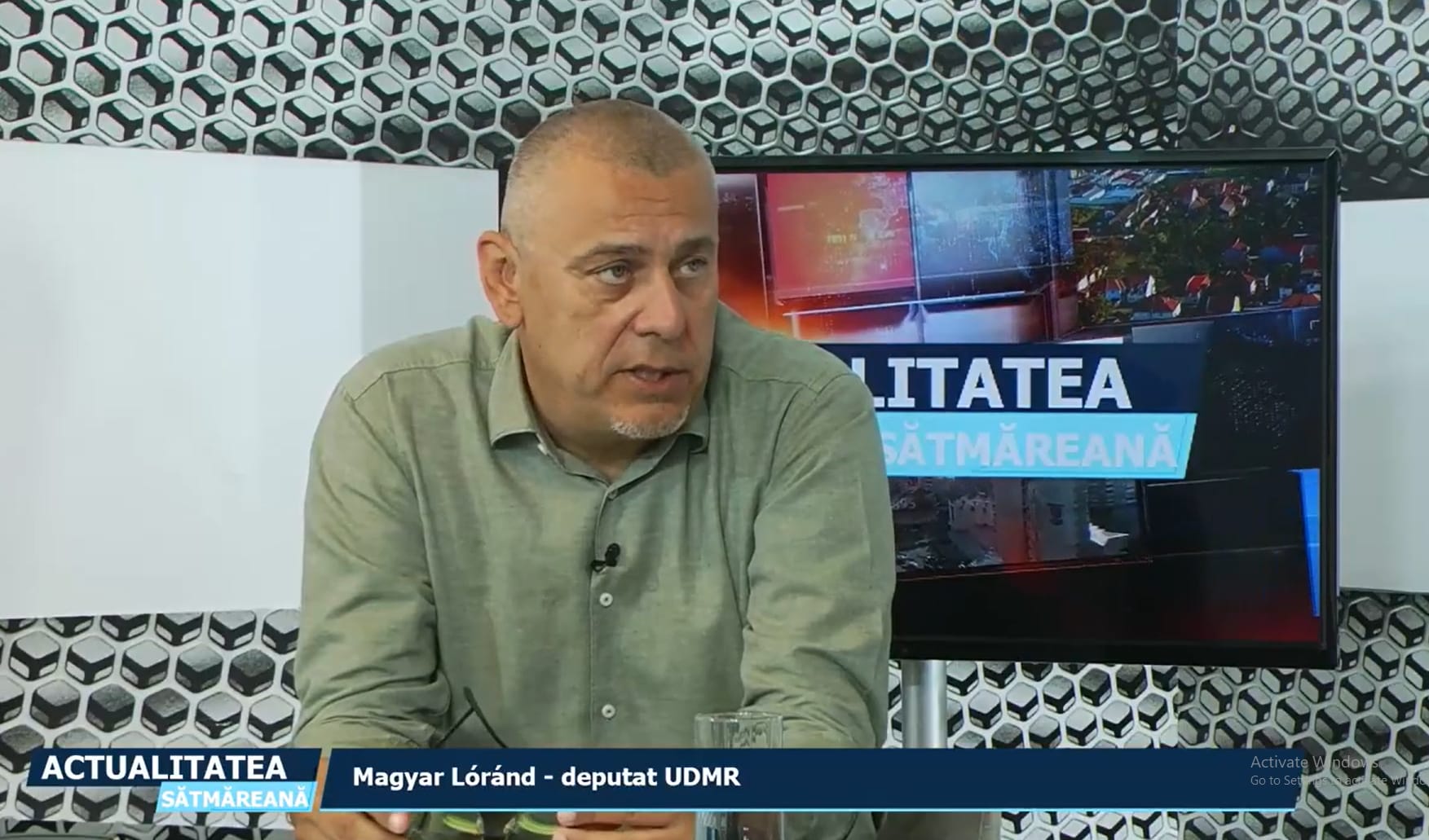 Magyar Loránd în studio la emisiunea 'Actualitatea sătmăreană' Magyar Loránd în studio la emisiunea 'Actualitatea sătmăreană'