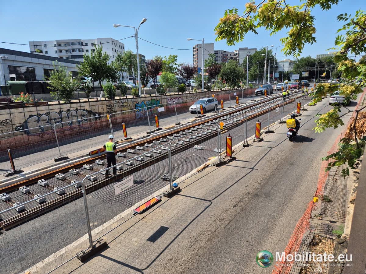 Lucrări la șinele de tramvai la Pod Constanța Lucrări la șinele de tramvai la Pod Constanța