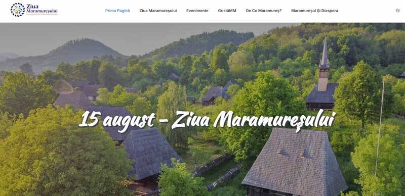 Muzeu în Baia Mare cu vizitatori în interior Muzeu în Baia Mare cu vizitatori în interior