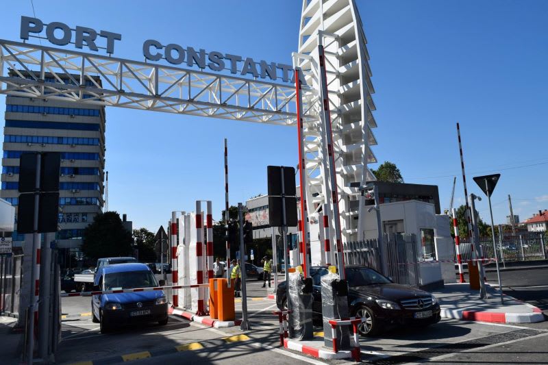 Portul Constanța, vedere aeriană cu nave și infrastructură portuară Portul Constanța, vedere aeriană cu nave și infrastructură portuară