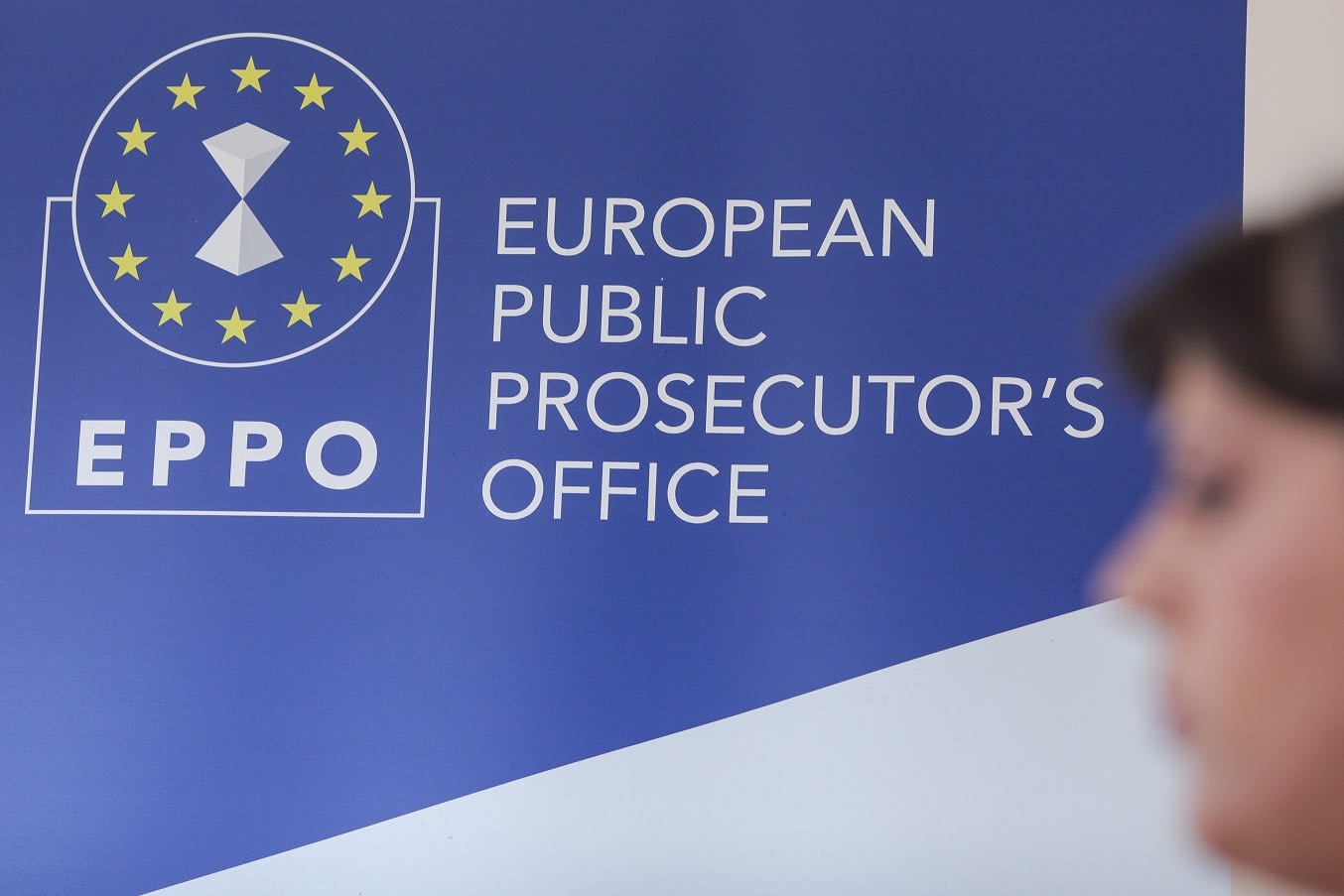 Procurorii europeni verifică dacă licitațiile pentru 7 milioane de euro au fost aranjate dinainte