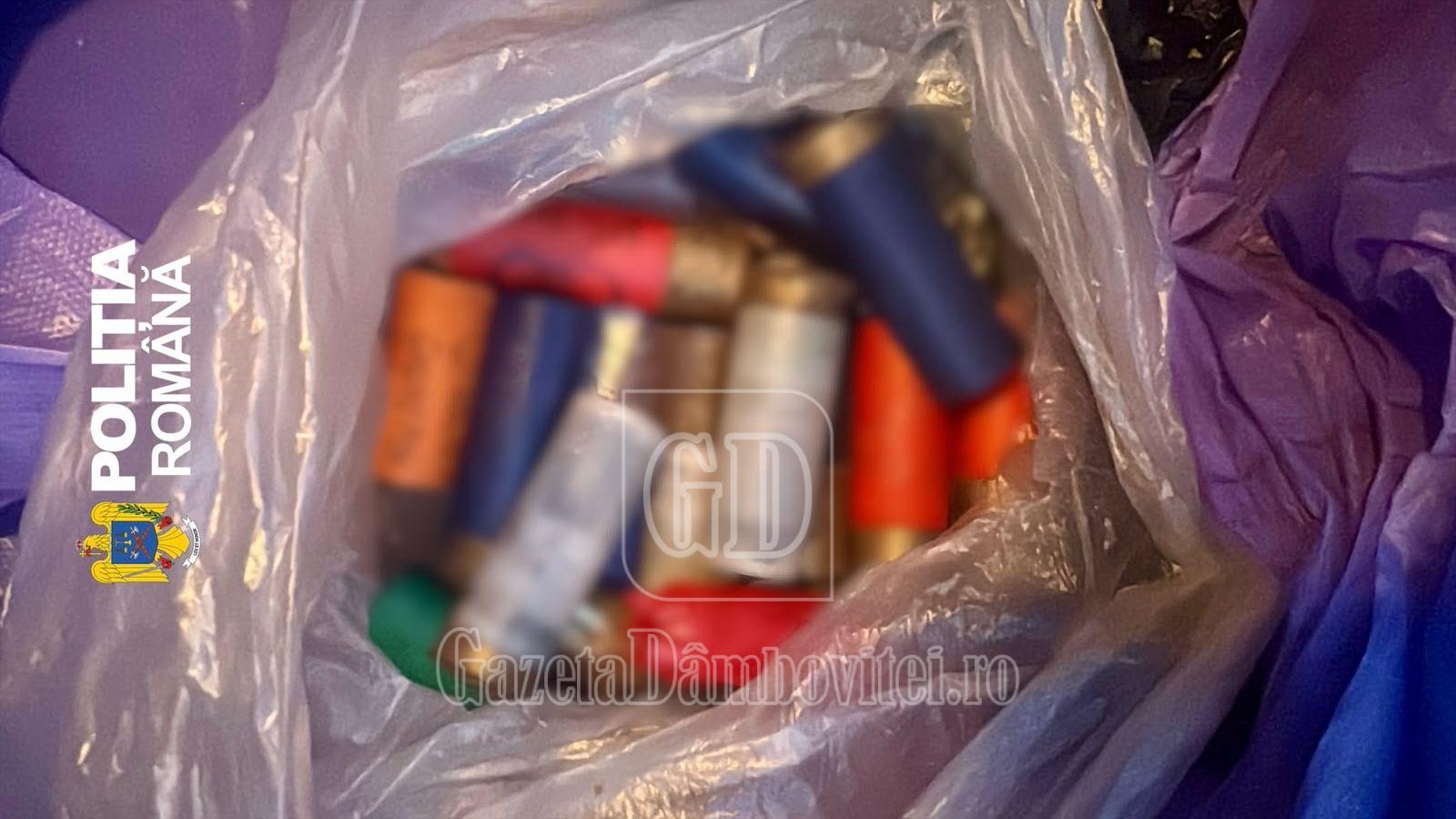 Odobești: Polițiștii au descoperit cartușe de vânătoare ilegale la domiciliul unui bărbat