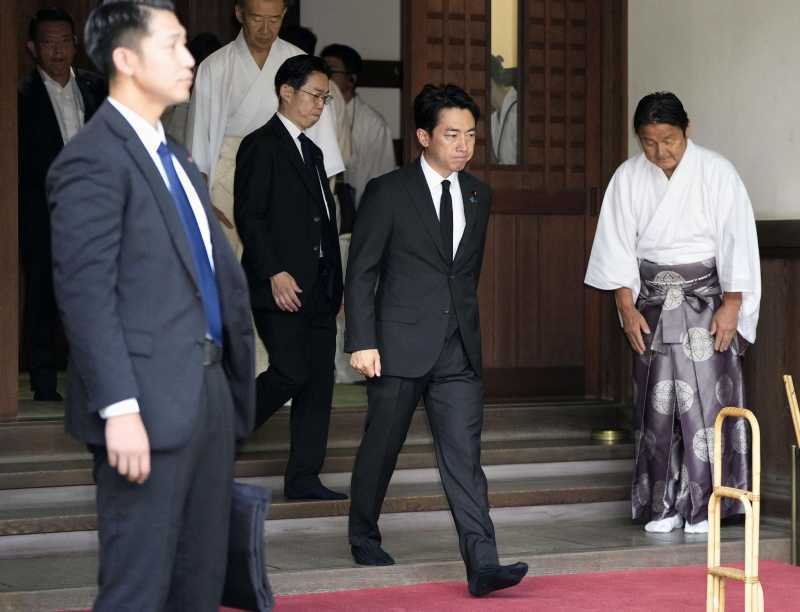 Miniștri din guvernul Takaichi vizitează un altar controversat din Tokyo