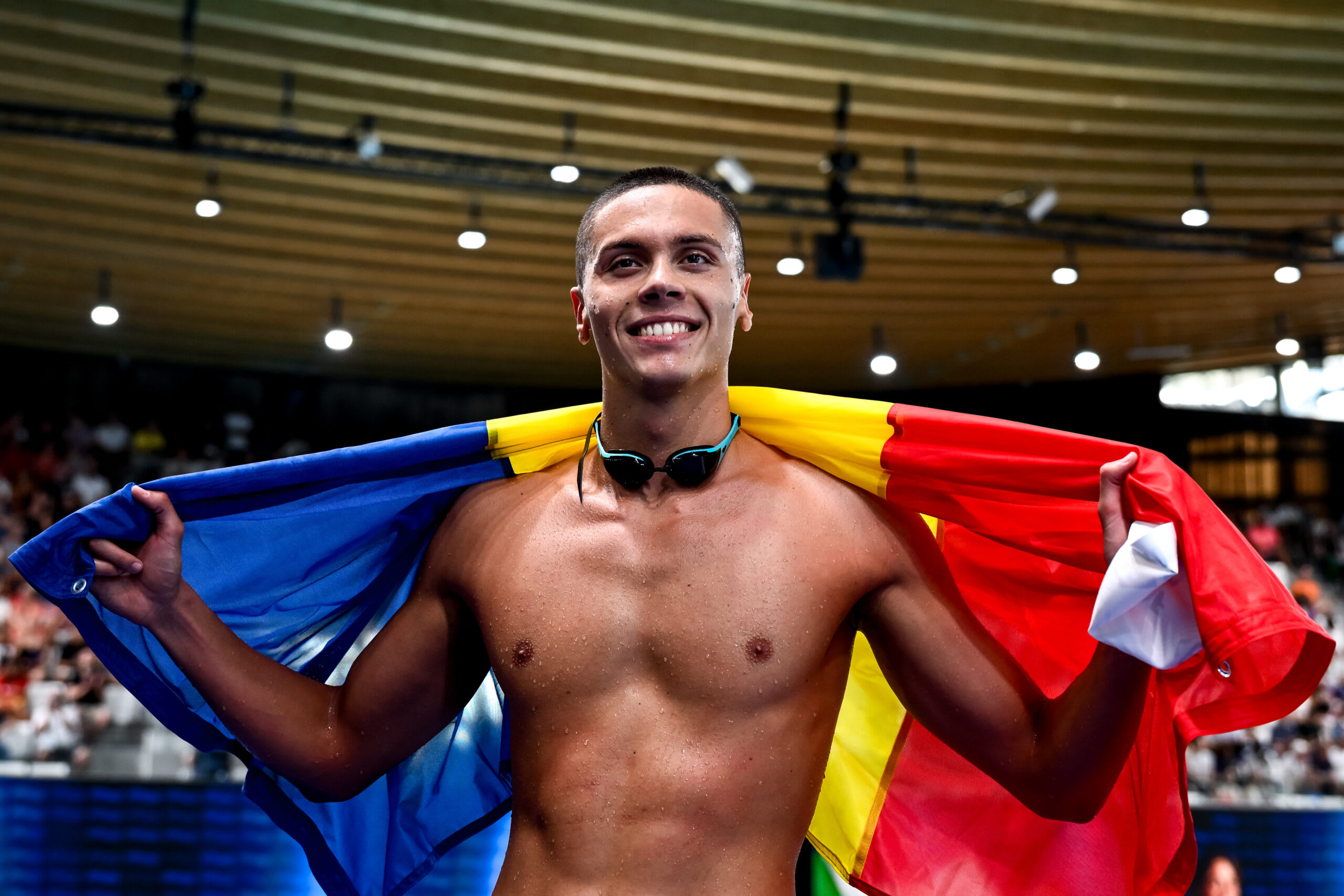 David Popovici în piscină, în timpul antrenamentului David Popovici în piscină, în timpul antrenamentului