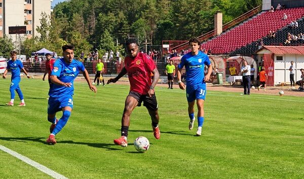CSM Reșița obține a treia victorie consecutivă în Liga 2 după scor 2-0 cu CSL Ștefăneștii de Jos