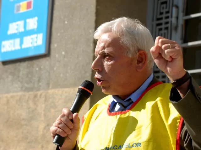 Profesorul Virgil Popescu, liderul sindicatului din învățământul timișean, s-a stins din viață