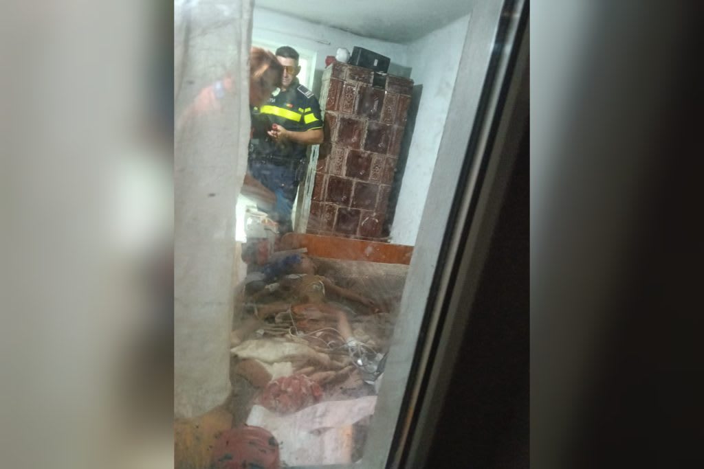 Copil de 4 ani scos din fântână în Vâlcea Copil de 4 ani scos din fântână în Vâlcea