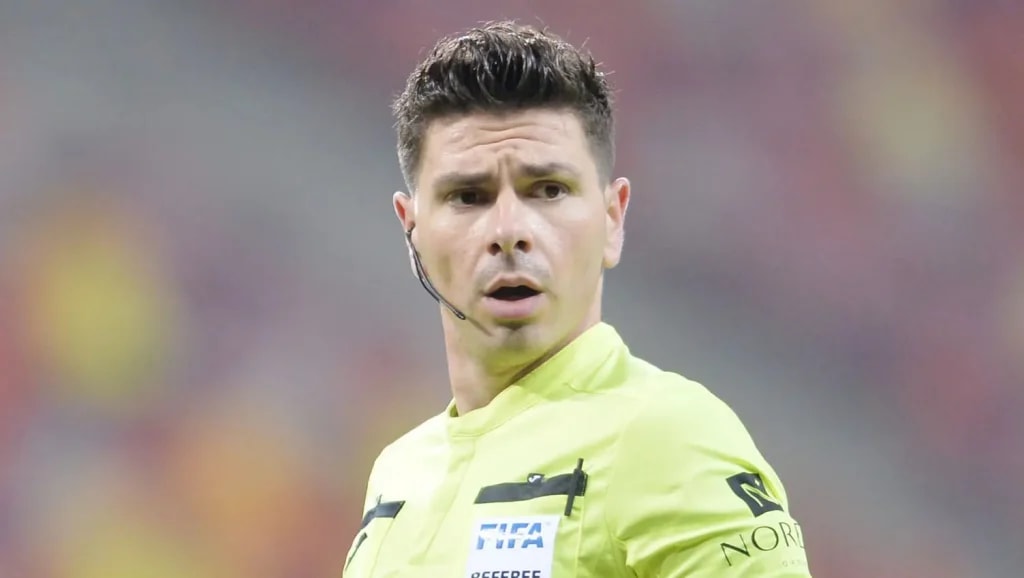 Arbitrul Marian Barbu merge la U. Cluj – UTA pentru meciul din Superliga