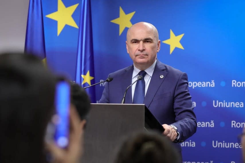 Premierul Ilie Bolojan la inaugurarea pasajelor rutiere în Oradea Premierul Ilie Bolojan la inaugurarea pasajelor rutiere în Oradea