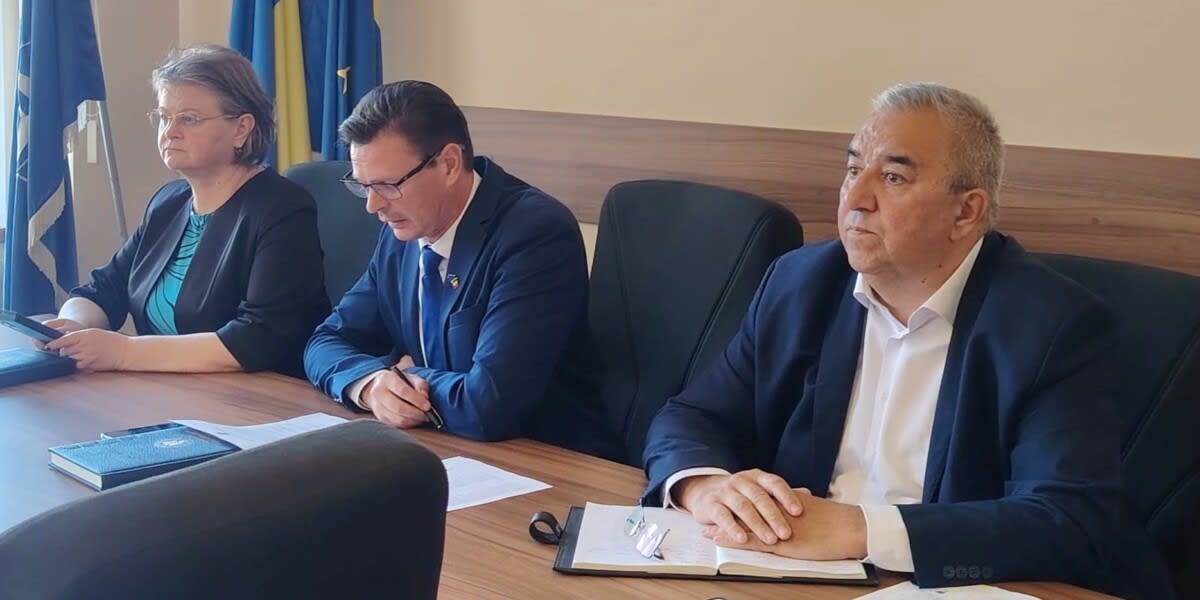 Ședință online cu primarii la Prefectura Suceava Ședință online cu primarii la Prefectura Suceava