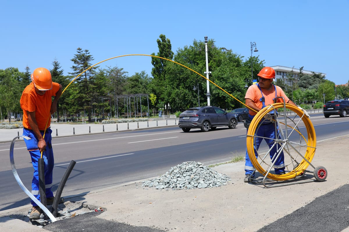 Lucrări de modernizare a iluminatului public în Constanța Lucrări de modernizare a iluminatului public în Constanța