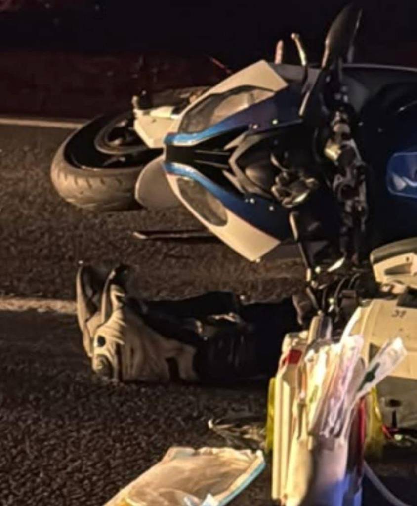 Accident rutier pe Drumul Poienii din Brașov, coliziune motocicletă și autoturism Accident rutier pe Drumul Poienii din Brașov, coliziune motocicletă și autoturism