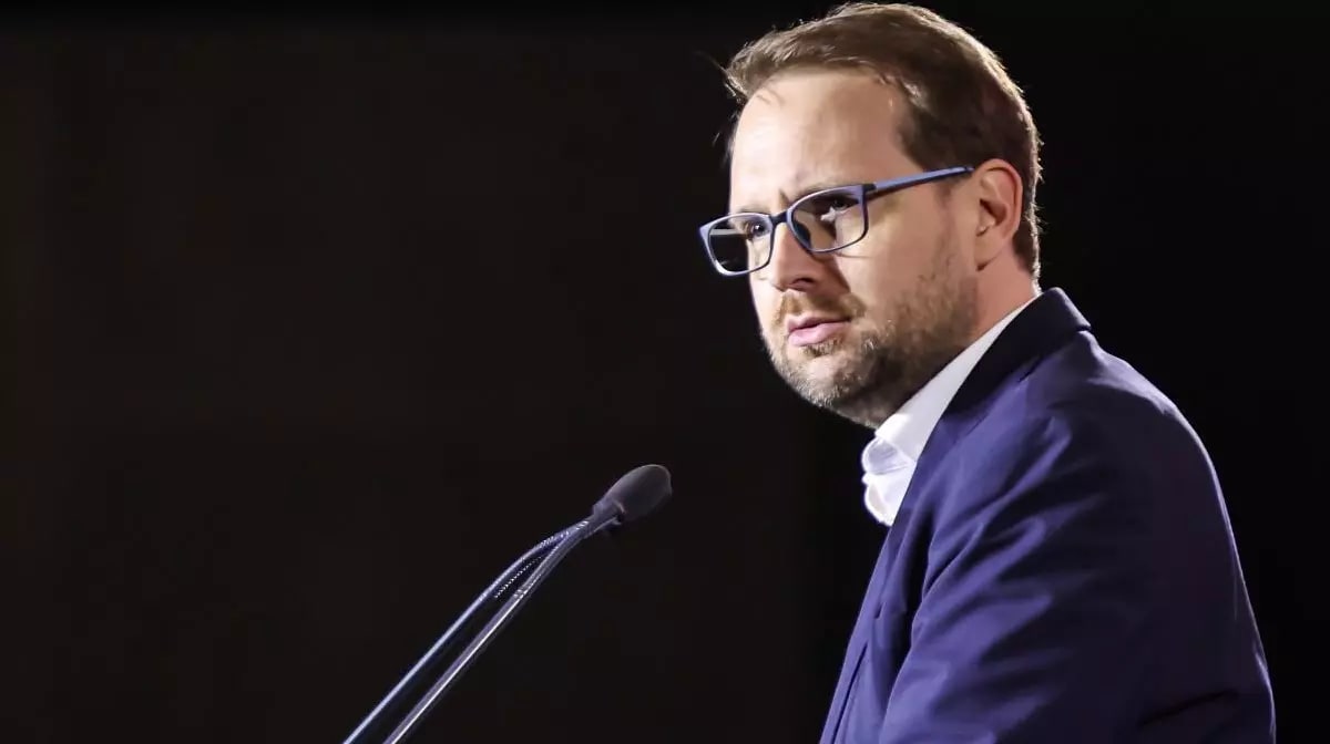 Deși soarta lui Dominic Fritz pare pecetluită, justiția ar putea oferi ultimele șanse de salvare