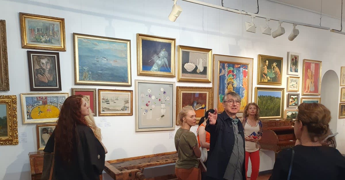 Expoziție de artă contemporană în centrul Bucureștiului