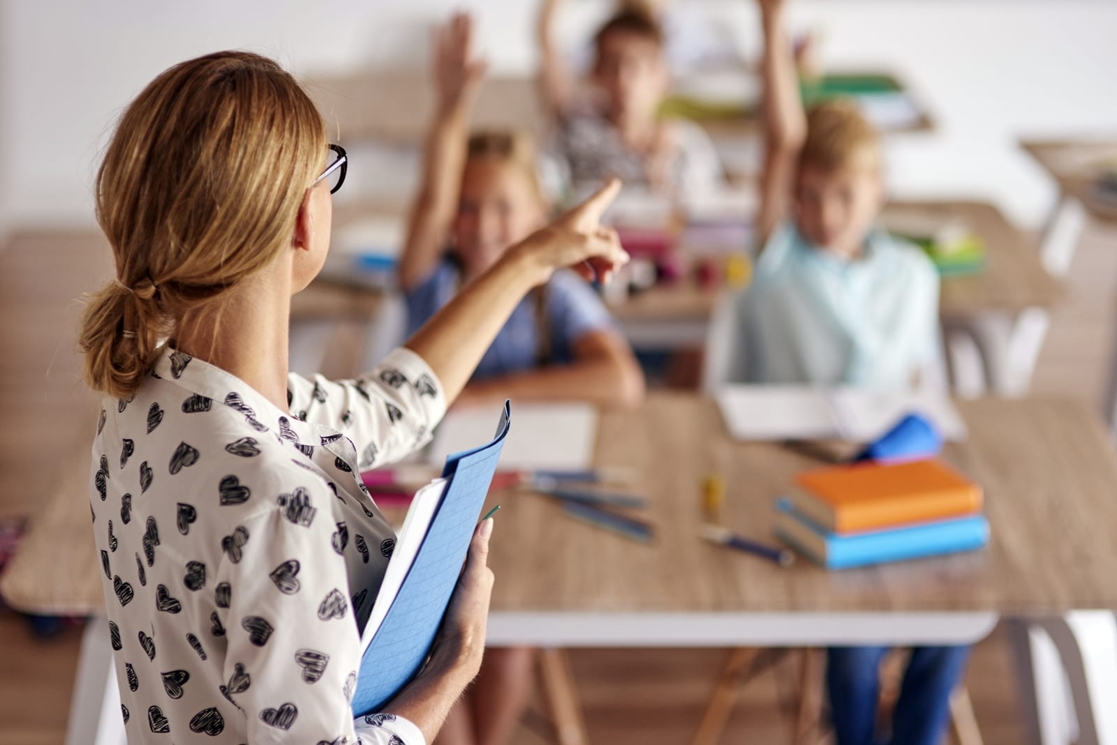 Elevi în clasă, profesori, școală din Prahova Elevi în clasă, profesori, școală din Prahova