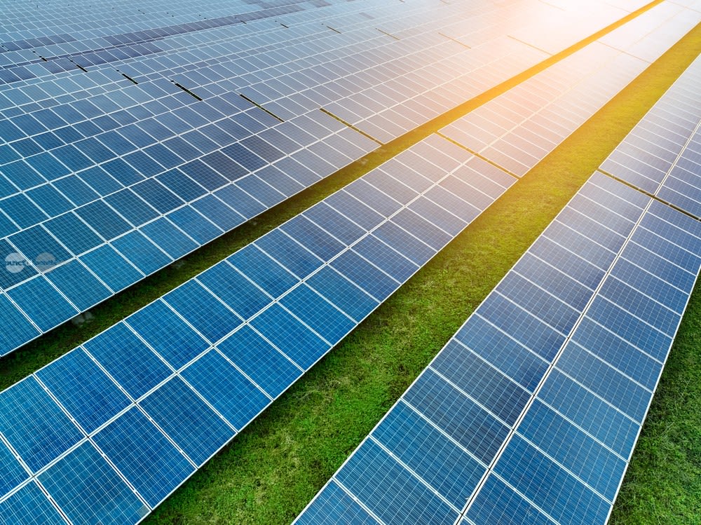 MVM pregătește un parc fotovoltaic de 20 MW în Covasna, așteaptă autorizația ANRE