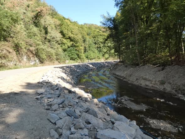 Lucrări de regularizare a pârâului Nădrag în județul Timiș Lucrări de regularizare a pârâului Nădrag în județul Timiș