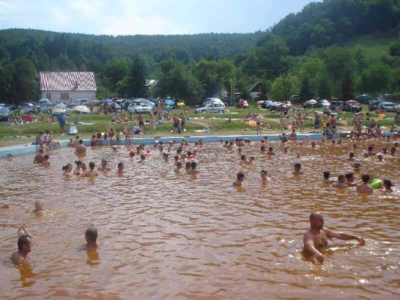Băile Coștiui în Rona de Sus, modernizare și dotări turistice Băile Coștiui în Rona de Sus, modernizare și dotări turistice