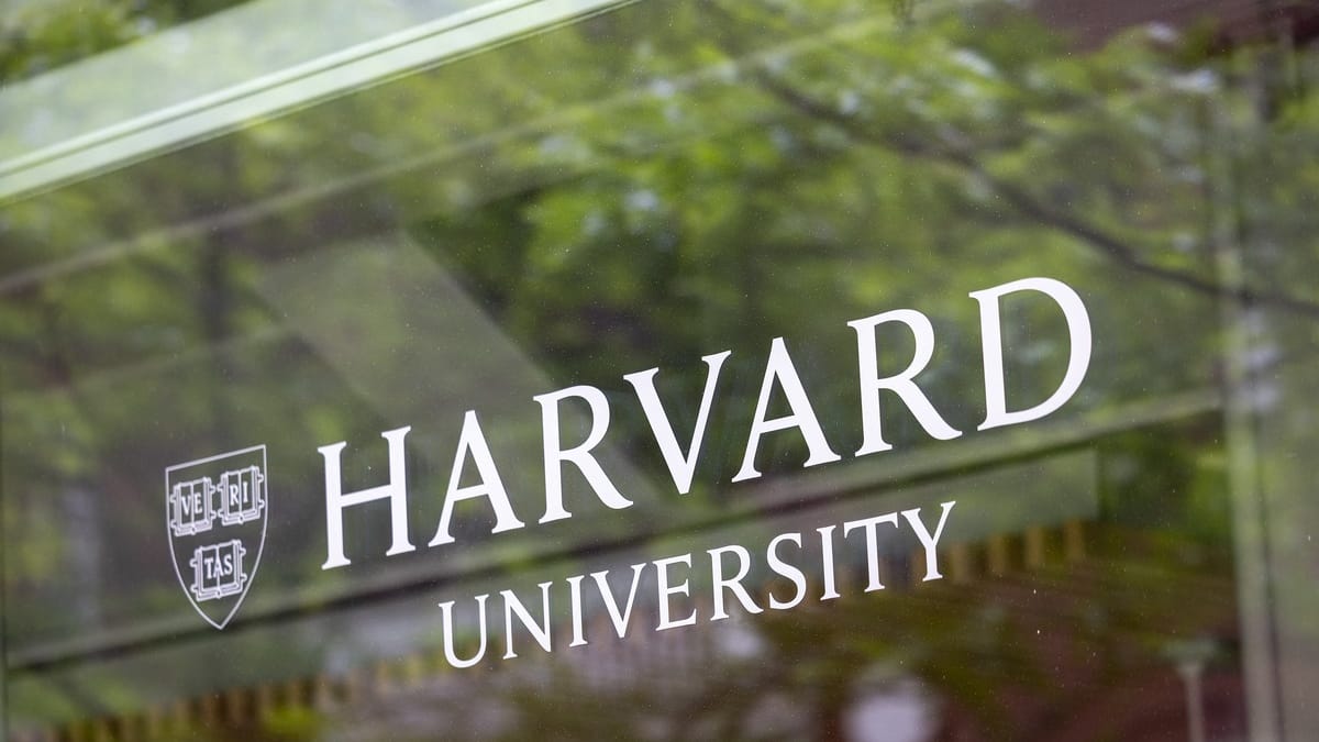 Fost administrator al morgii Harvard condamnat pentru trafic cu rămășițe umane