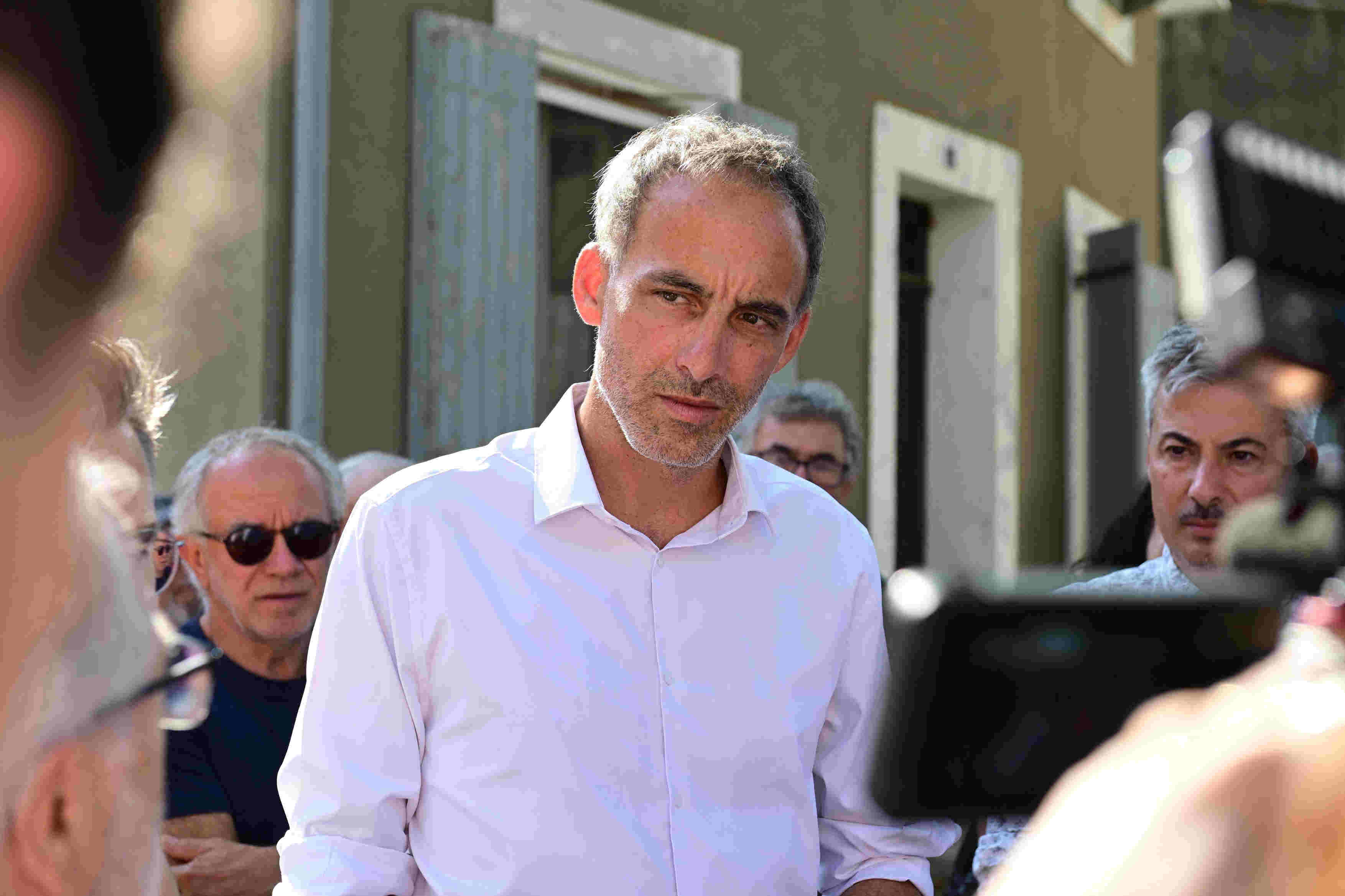 Raphaël Glucksmann își anunță candidatura la alegerile prezidențiale din Franța în 2027