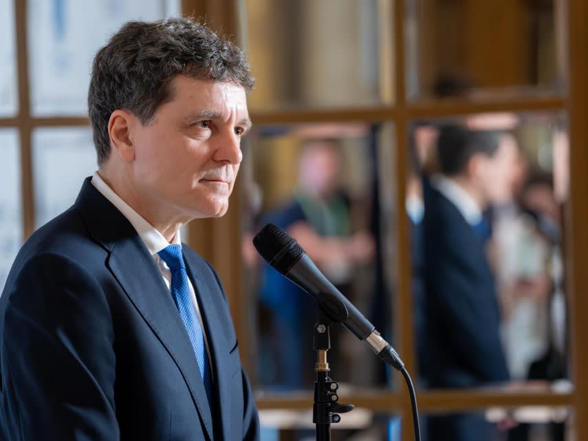 Președintele României, Nicușor Dan, în timpul unei întâlniri oficiale la Cotroceni