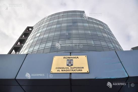 Reprezentanți CSM discuție despre legea salarizării Reprezentanți CSM discuție despre legea salarizării