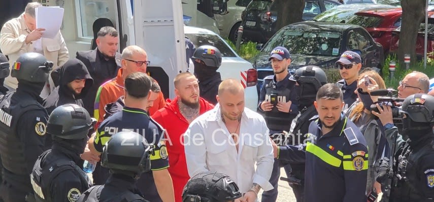 Judecată la Tribunalul Constanța, inculpați și magistrați în sală