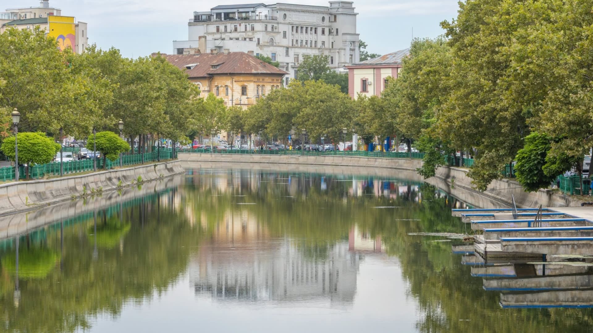 PMB și Apele Române încep lucrări de regenerare a malurilor Dâmboviței în București