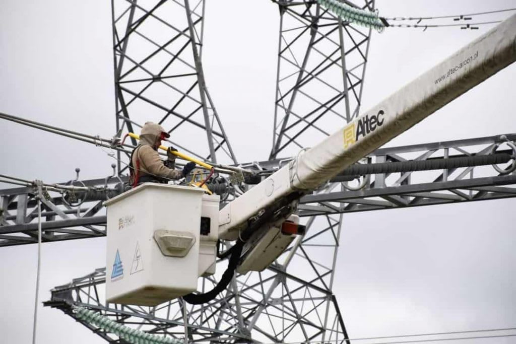 Transelectrica a anunțat depășirea pragului de 2.500 MW în capacități noi de producție și stocare în 2026
