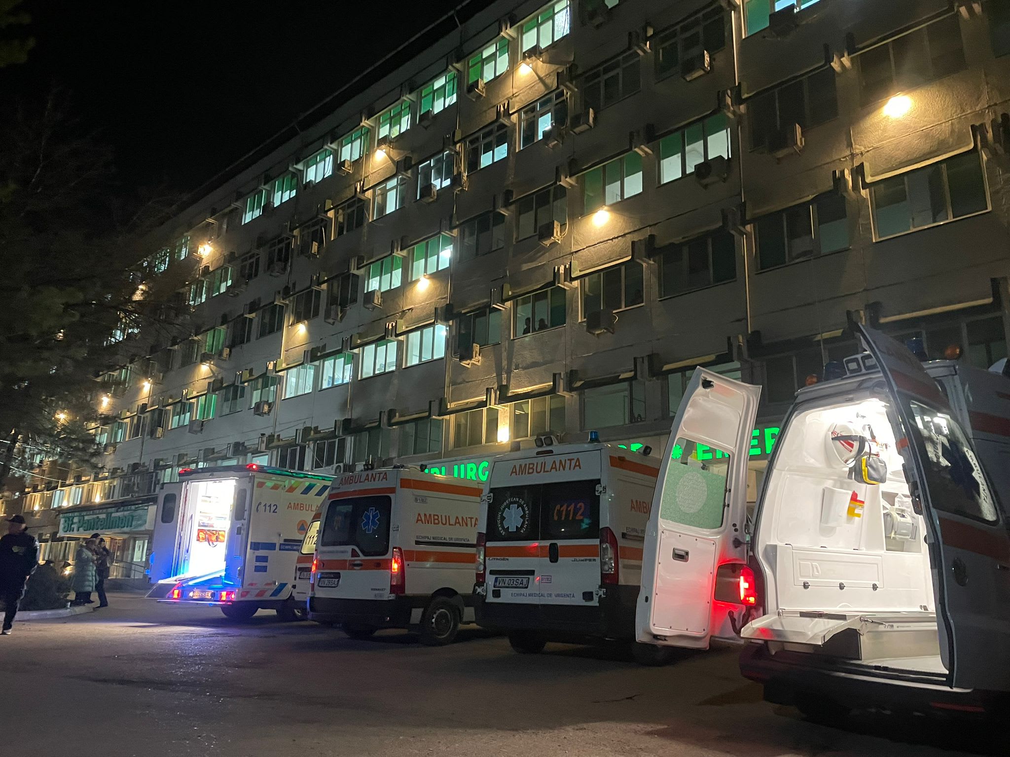 Trafic de noapte lângă Adjud, accident cu triciclu electric răsturnat Trafic de noapte lângă Adjud, accident cu triciclu electric răsturnat
