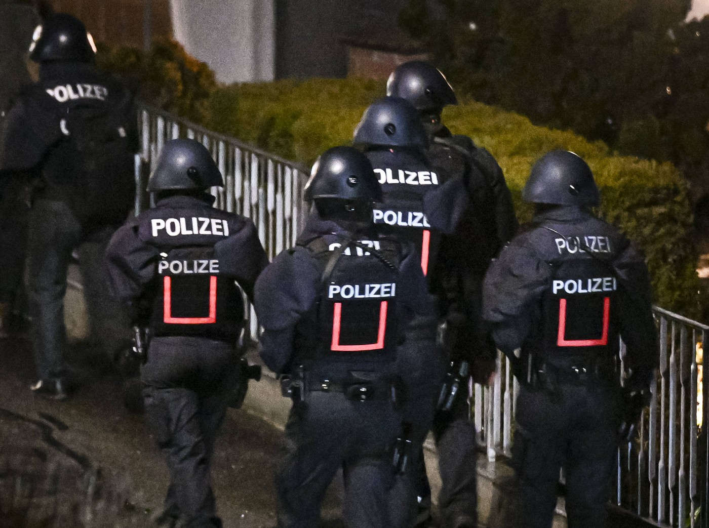Descoperire de arme secrete cu legături cu Rusia lângă Berlin, un suspect fiind arestat în România