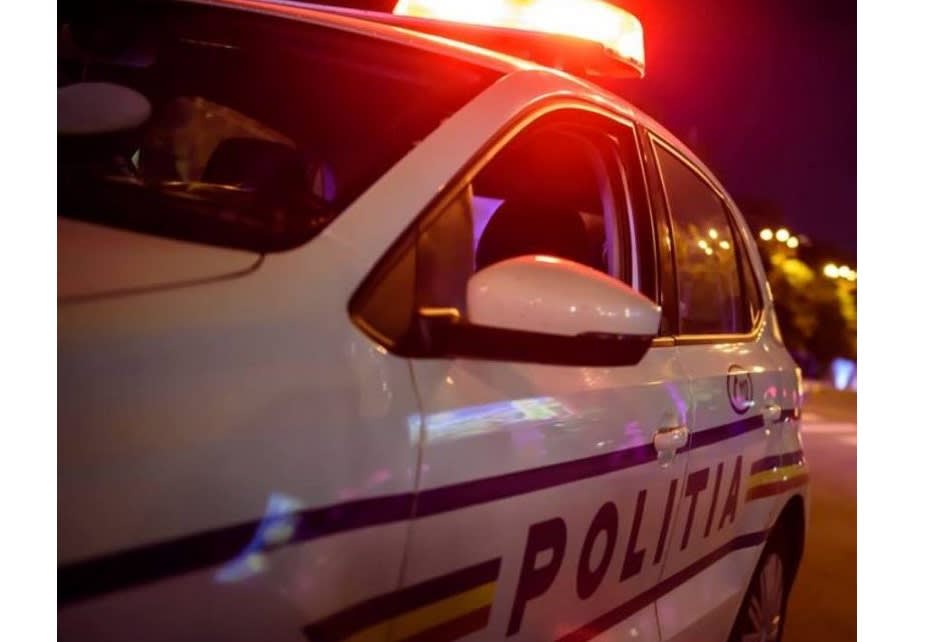 Bărbat de 42 de ani din Petroșani, reținut după ce a tăiat brățara de monitorizare și a mers la tatăl său