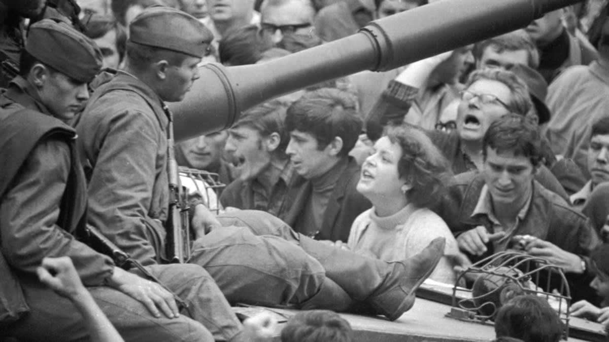 Ofițeri militari români în Cehoslovacia 1968 Ofițeri militari români în Cehoslovacia 1968