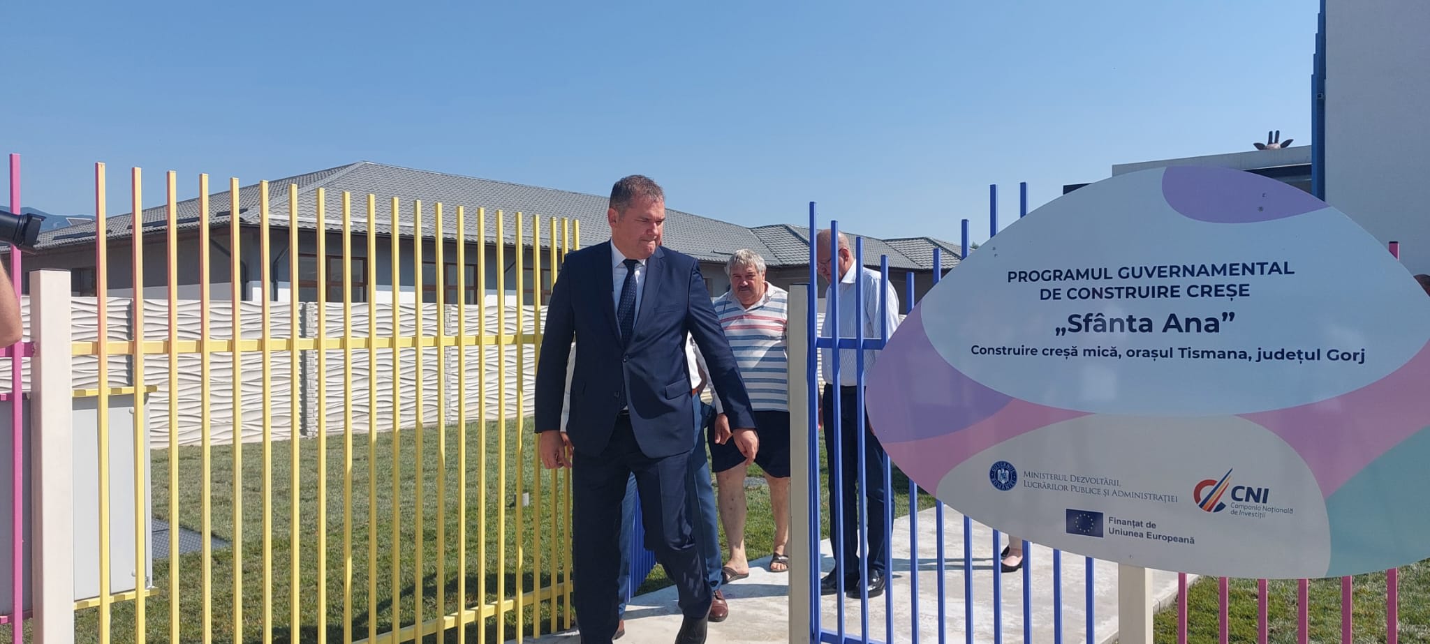 Ministrul Cseke Attila la inaugurarea creșei din Tismana, Gorj Ministrul Cseke Attila la inaugurarea creșei din Tismana, Gorj